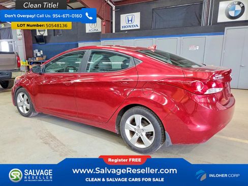 Used 2013 Hyundai Elantra GLS w/ Preferred Pkg image 3
