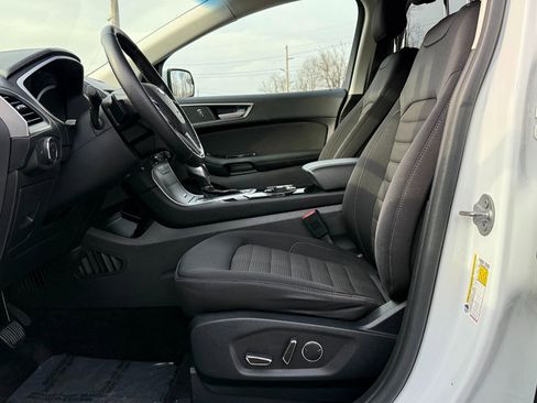 Used 2017 Ford Edge SEL image 17