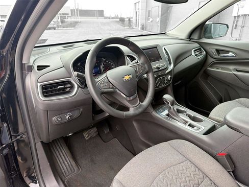 Used 2024 Chevrolet Equinox LT image 9