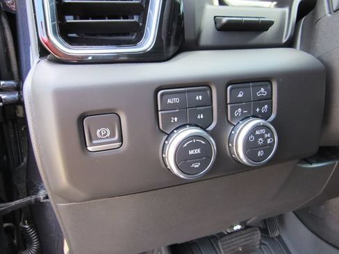 Used 2023 GMC Sierra 1500 Denali w/ Denali Reserve Package AWD/4WD image 19