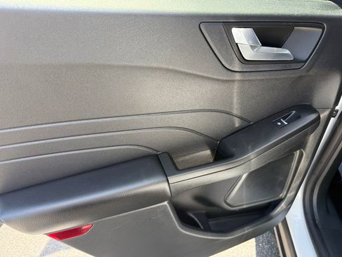 Used 2021 Ford Escape SE w/ Convenience Package AWD/4WD image 10