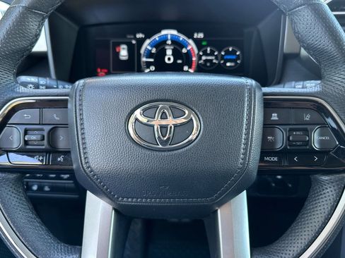 Used 2024 Toyota Sequoia SR5 w/ SR5 Premium Package AWD/4WD image 25