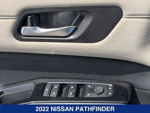 Used 2022 Nissan Pathfinder SL w/ SL Premium Package FWD image 11