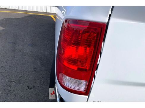 Used 2016 RAM 1500 Tradesman w/ Power & Remote Entry Group image 24