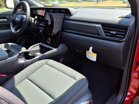 New 2026 GMC Terrain AT4 w/ Convenience Package III image 11