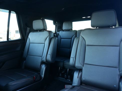 Used 2024 Chevrolet Tahoe High Country image 31