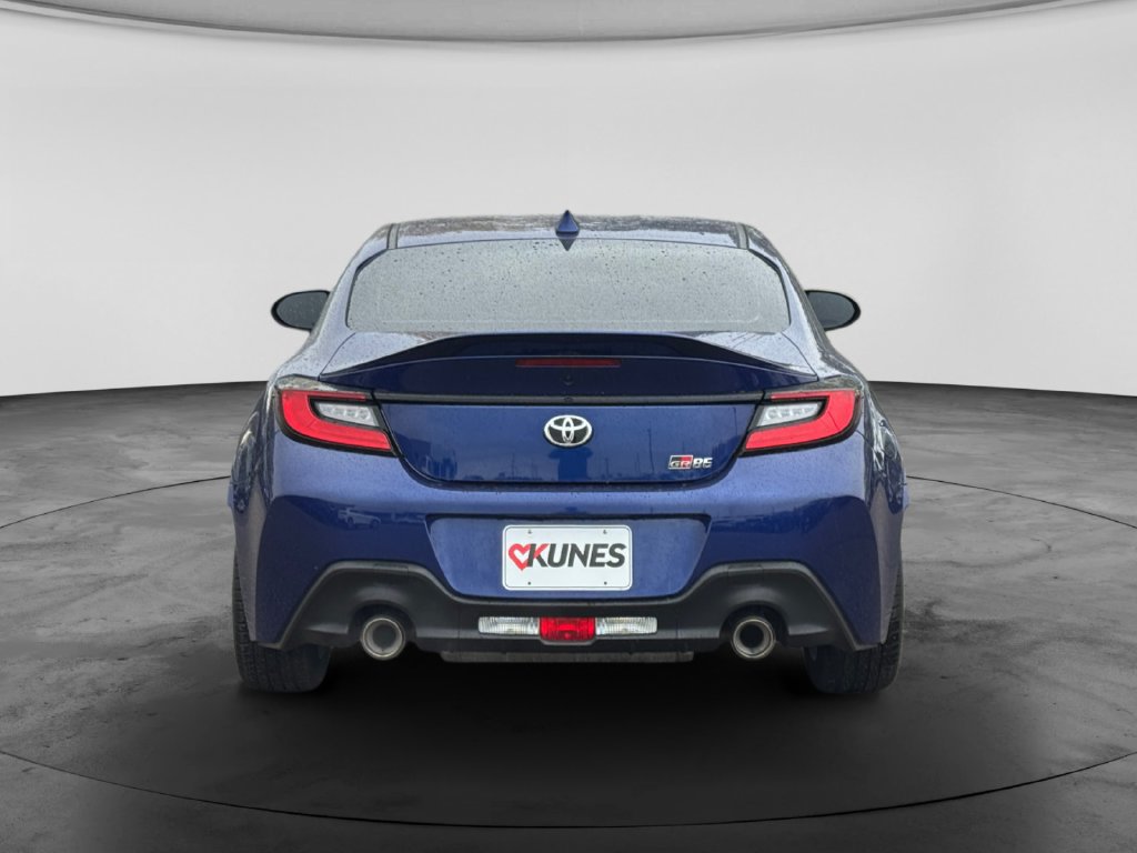 Used 2024 Toyota GR86 Premium RWD image 7
