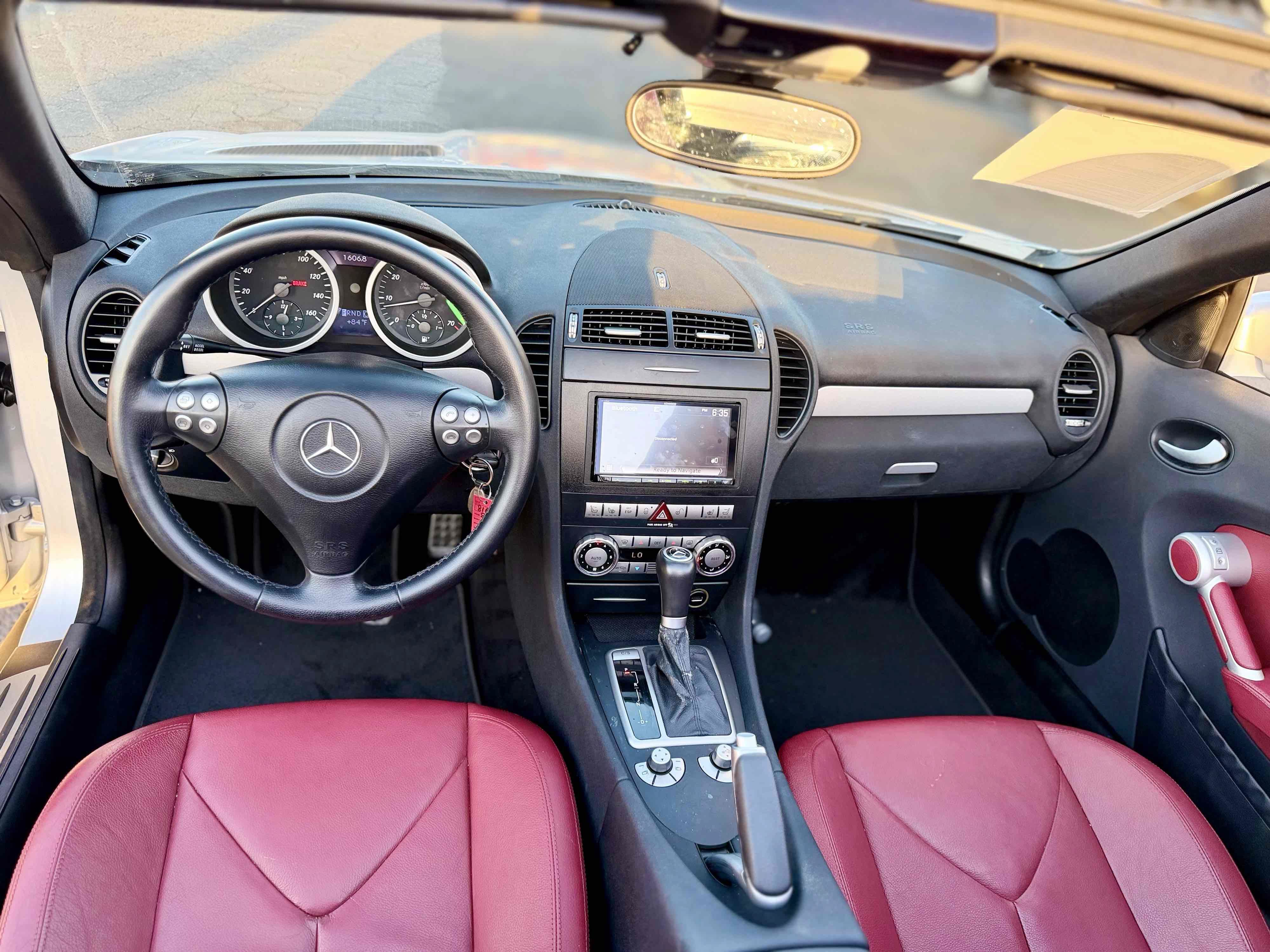Used 2005 Mercedes-Benz SLK 350 w/ Premium Pkg image 11