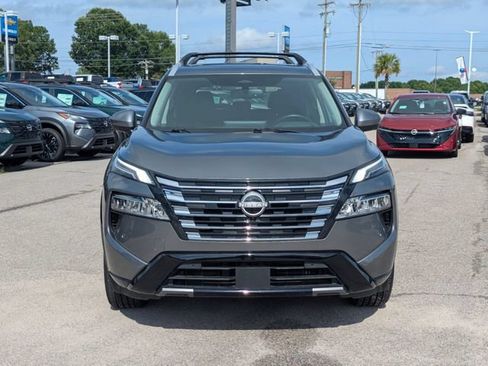 Used 2025 Nissan Rogue Platinum w/ Platinum Premium Package AWD/4WD image 8