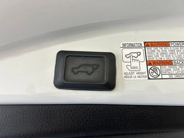 Used 2016 Toyota RAV4 Limited AWD/4WD image 29