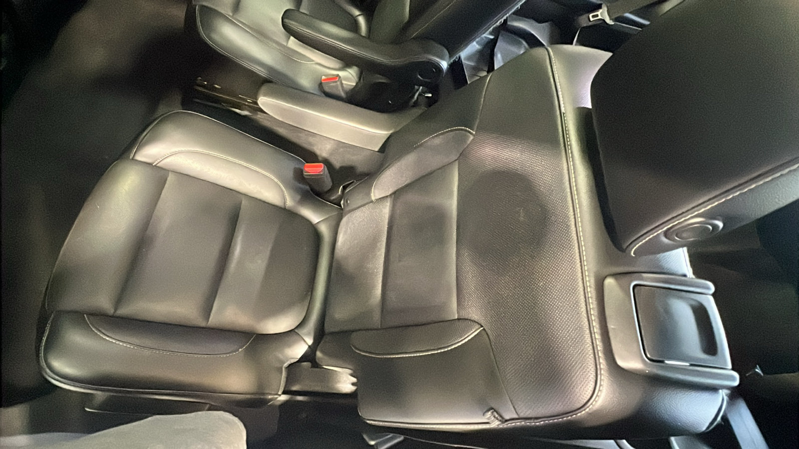 Used 2019 GMC Acadia SLT AWD/4WD image 16