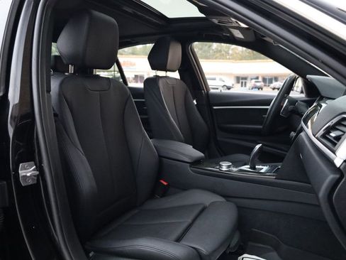 Used 2018 BMW 330e image 21