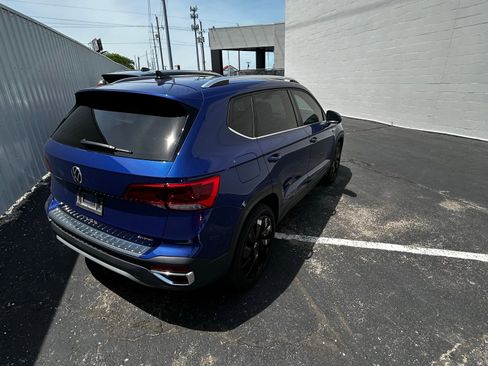 Used 2024 Volkswagen Taos SEL AWD/4WD image 4