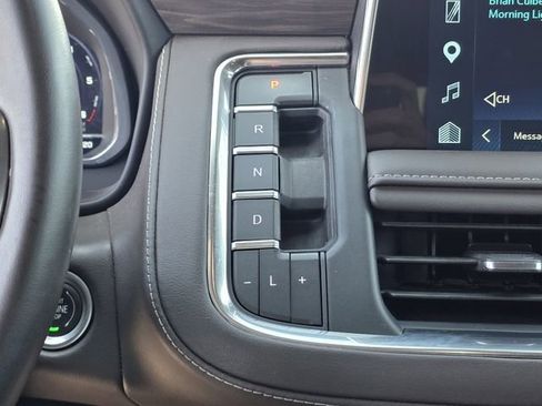 Used 2024 Chevrolet Tahoe Z71 w/ Z71 Off-Road Package AWD/4WD image 24