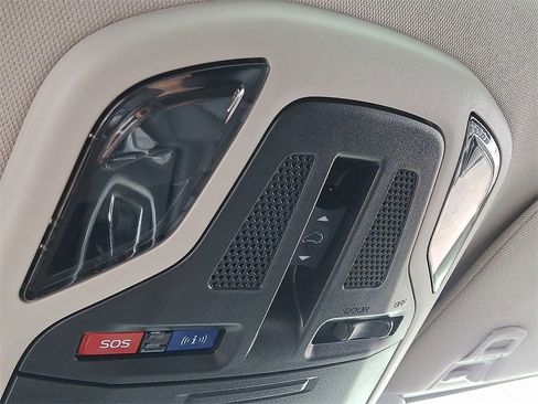 Certified 2025 Subaru Outback Limited XT image 27