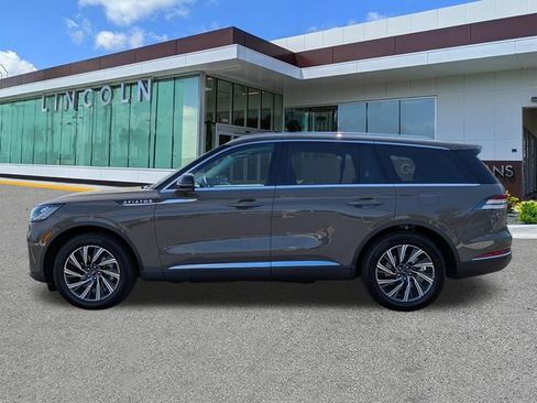 New 2026 Lincoln Aviator AWD image 7