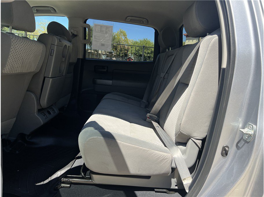Used 2012 Toyota Tundra 4x4 CrewMax w/ Tow Pkg image 14