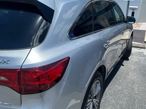 Used 2020 Acura MDX SH-AWD image 6
