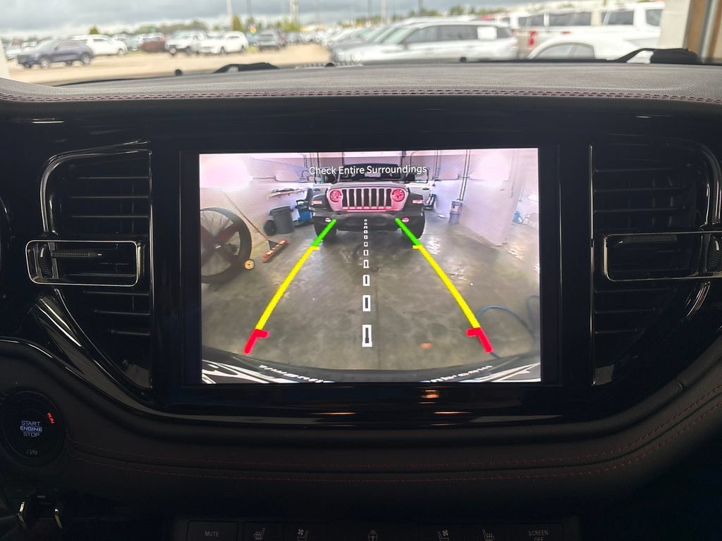 Used 2023 Dodge Durango GT AWD/4WD image 29