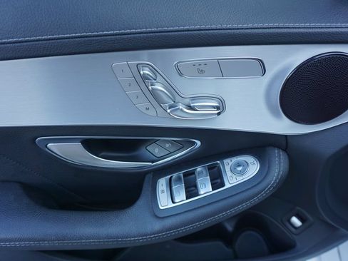 Used 2016 Mercedes-Benz C 300 Sedan image 3