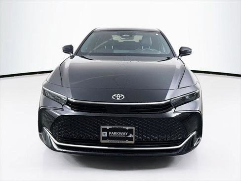 Certified 2024 Toyota Crown AWD/4WD image 2