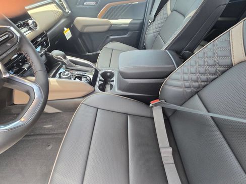 New 2026 GMC Canyon Denali AWD/4WD image 11