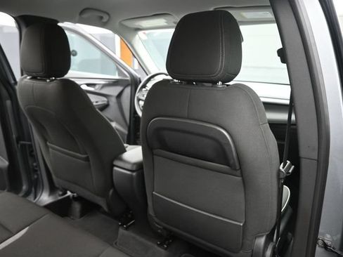 Used 2025 Chevrolet TrailBlazer LT FWD image 29