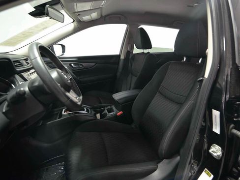 Used 2020 Nissan Rogue SV FWD image 7