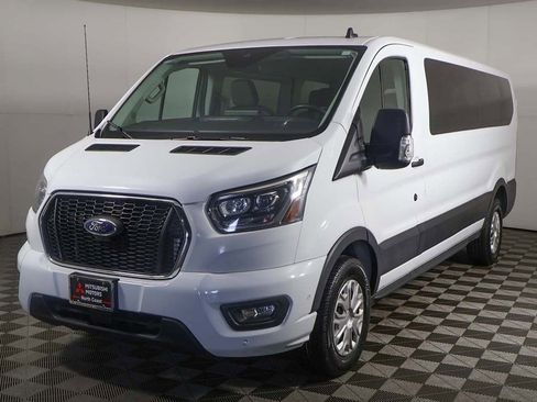 Used 2023 Ford Transit 350 XLT image 7