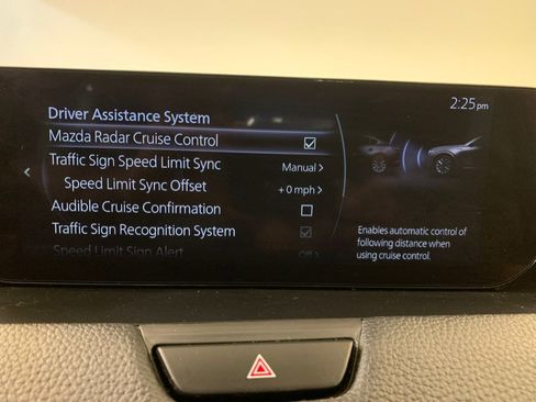 Used 2024 MAZDA CX-90 Plug-In Hybrid w/ Premium Pkg AWD/4WD image 39