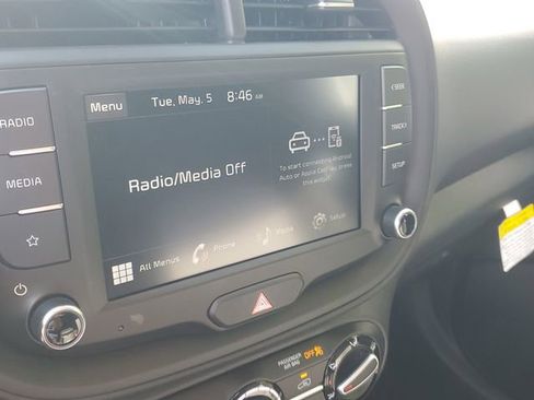 Used 2025 Kia Soul LX FWD image 22