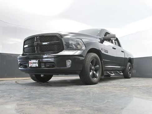 Used 2018 RAM 1500 Big Horn AWD/4WD image 43