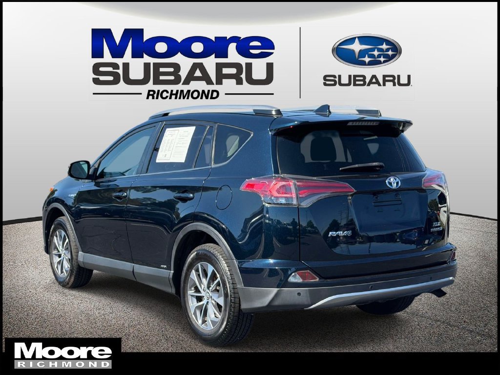 Used 2018 Toyota RAV4 XLE w/ Convenience Package AWD/4WD image 6