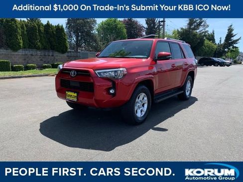 Used 2024 Toyota 4Runner SR5 Premium w/ Moonroof Package AWD/4WD image 1