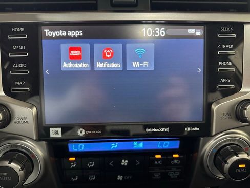 Used 2020 Toyota 4Runner Limited AWD/4WD image 31