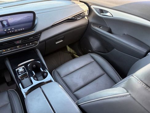 Certified 2024 Buick Envision Avenir AWD/4WD image 17