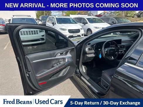 Used 2023 Genesis G70 2.0T w/ Sport Prestige Package AWD/4WD image 8