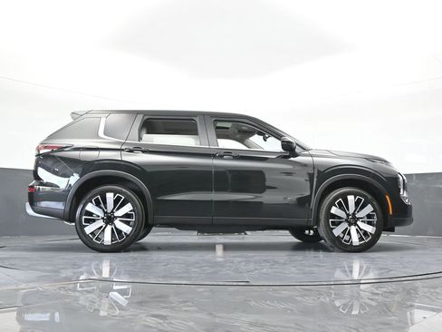 New 2026 Mitsubishi Outlander SE image 66
