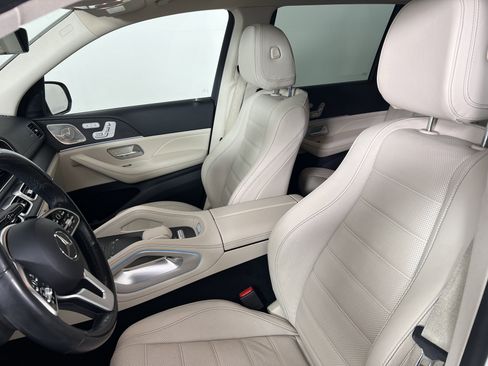 Certified 2021 Mercedes-Benz GLS 450 4MATIC image 4