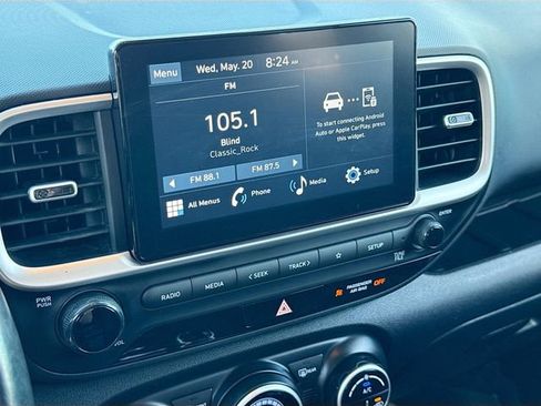 Used 2023 Hyundai Venue SEL w/ Cargo Package FWD image 14