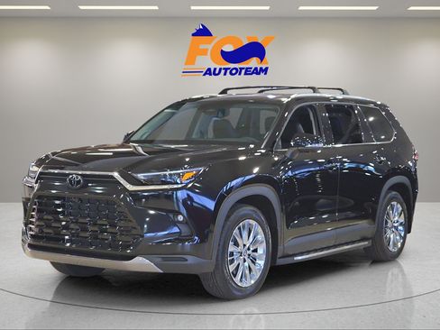Used 2026 Toyota Grand Highlander AWD image 1