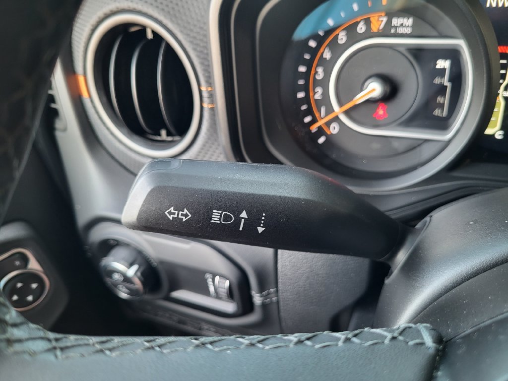Used 2026 Jeep Gladiator Mojave AWD/4WD image 26