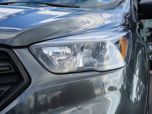 Used 2019 Ford Escape S image 10