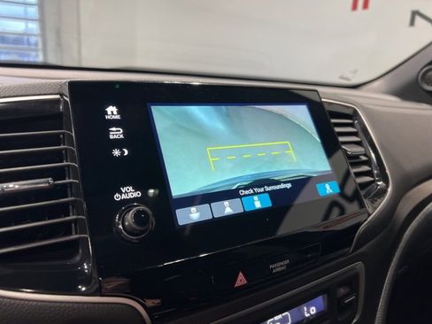 Used 2022 Honda Pilot TrailSport image 34