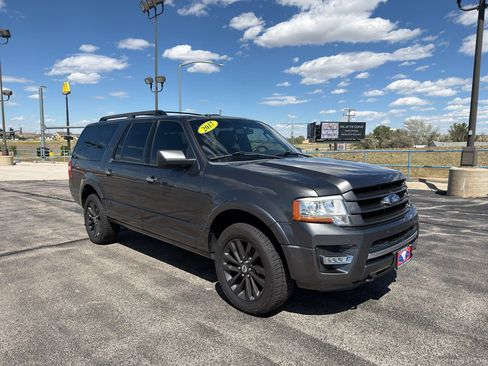 Used 2017 Ford Expedition EL Limited w/ Equipment Group 301A AWD/4WD image 10