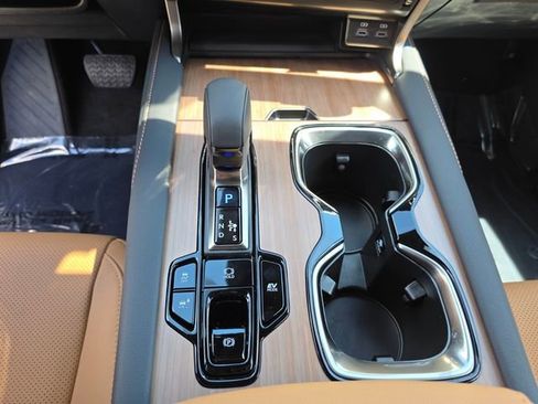 New 2026 Lexus RX 350h AWD/4WD image 25