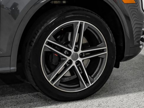 Used 2018 Audi SQ5 Premium Plus w/ Navigation Package AWD/4WD image 55