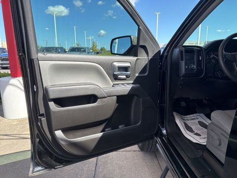 Used 2018 Chevrolet Silverado 1500 W/T w/ Black Out Edition image 9