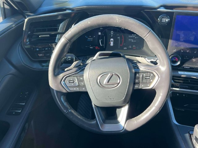 Used 2026 Lexus TX 350 AWD w/ Technology Package image 17