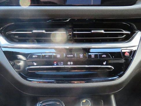 New 2025 Buick Envista Avenir image 22